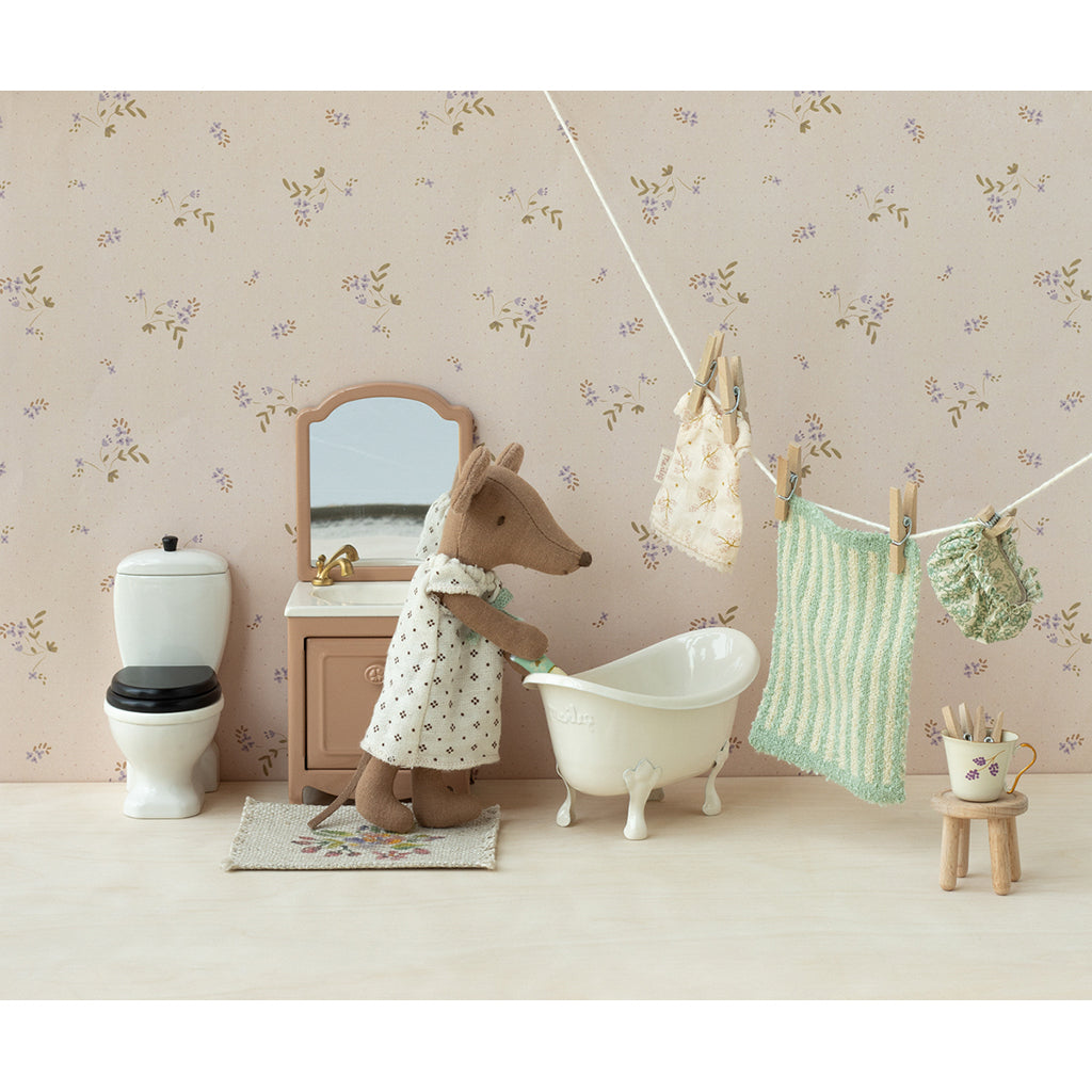 Maileg Doll Accessories, Miniature Bathtub