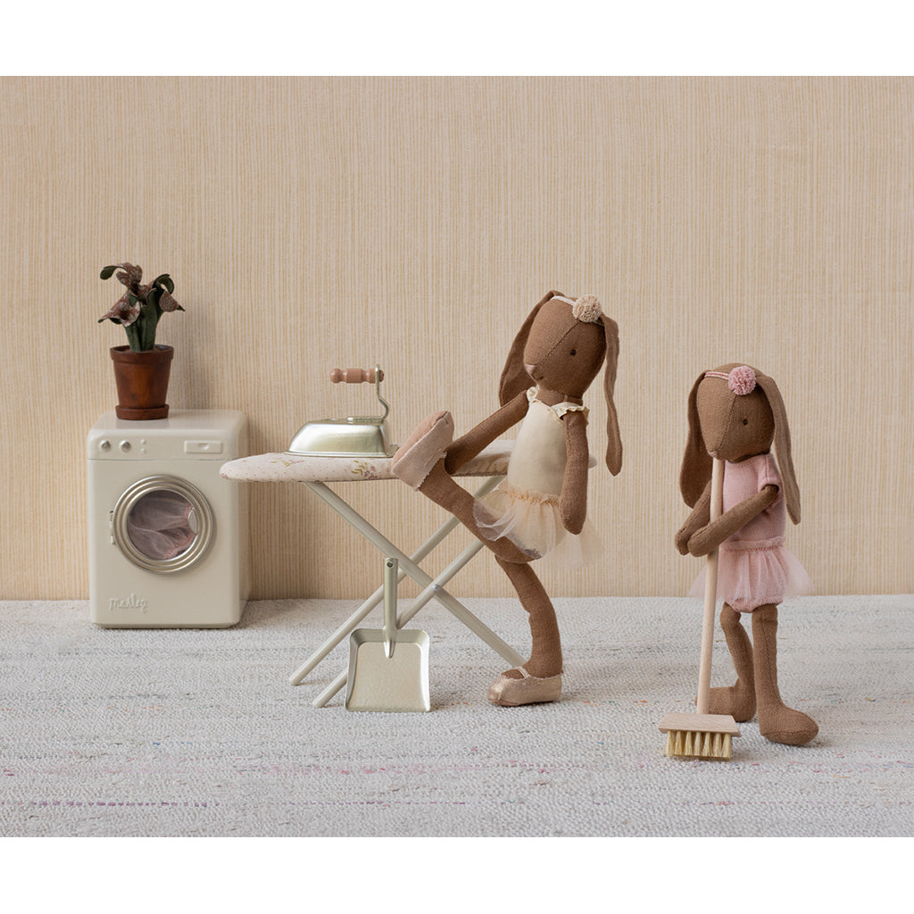 Maileg kanin Size 2, brown – Ballet Dress and Tulle Skirt – Cream