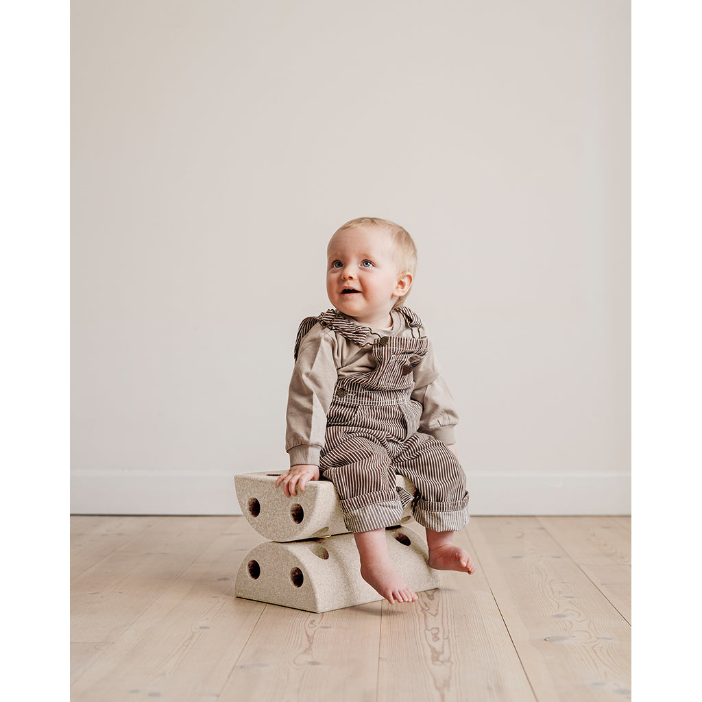 Modu Børneskammel, Sand grey/ honey yellow