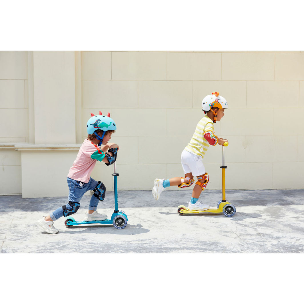 Micro Mini Deluxe LED Scooter - Aqua