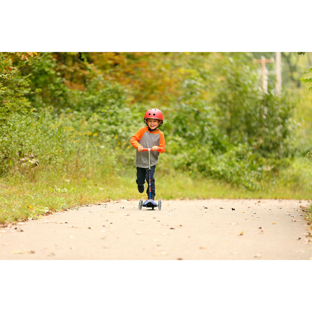 Micro Scooter, Mini Deluxe LED - Navy Blue