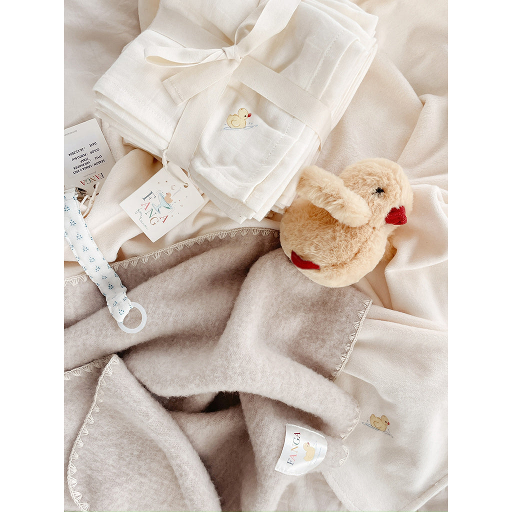 Fanga Fontana Erba Baby Blanket in Wool Fleece, Oatmeal Melange