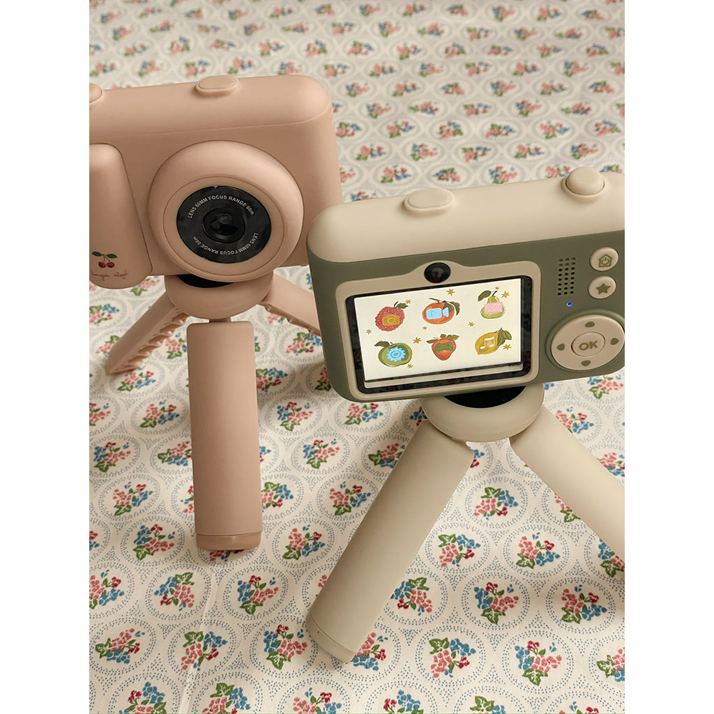 Konges Sløjd, My First Camera – Lemon
