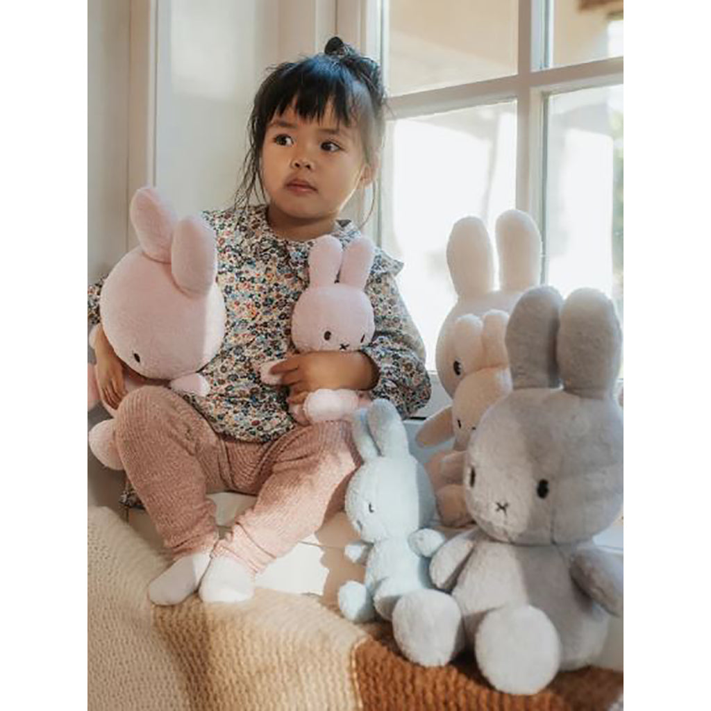 Miffy Terry Bunny Soft Toy 23 cm – Cream