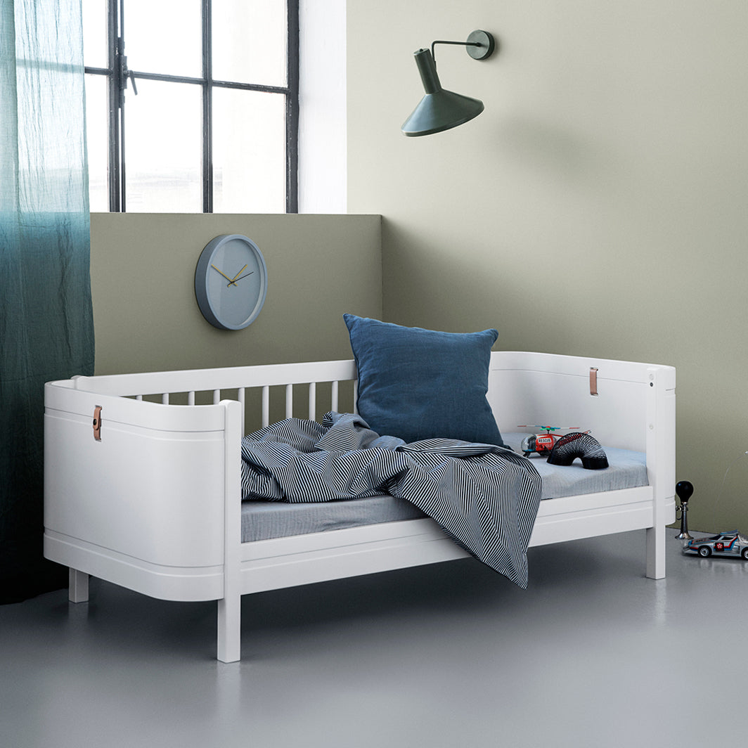 Oliver Furniture, Wood Mini+ juniorseng - hvid