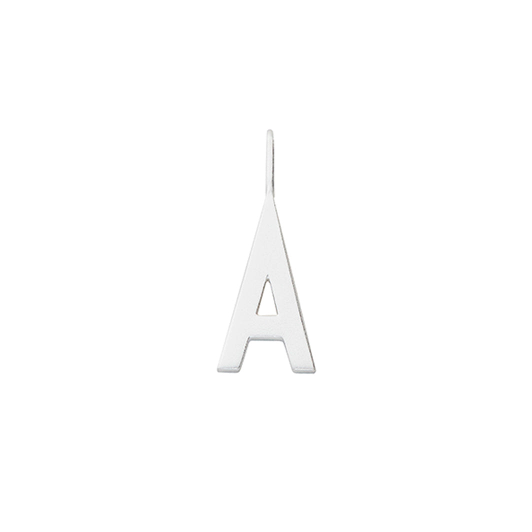 Design Letters smykkevedhæng 16mm mat sølv bogstav A-Z