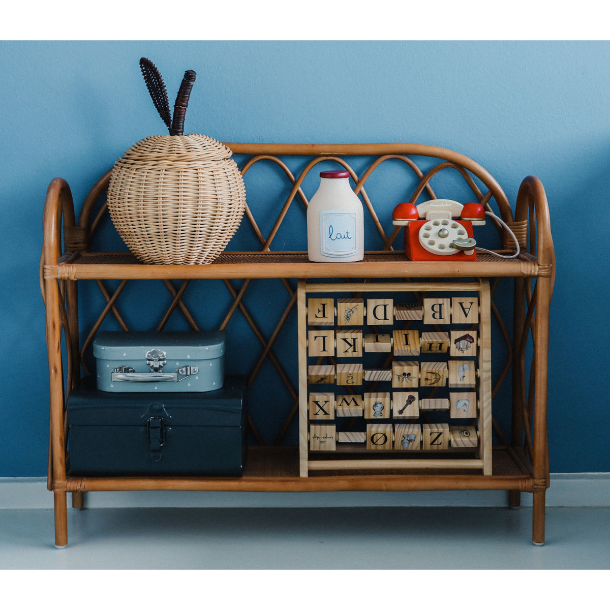 ferm Living Apple Storage, flettet kurv i rattan - Small