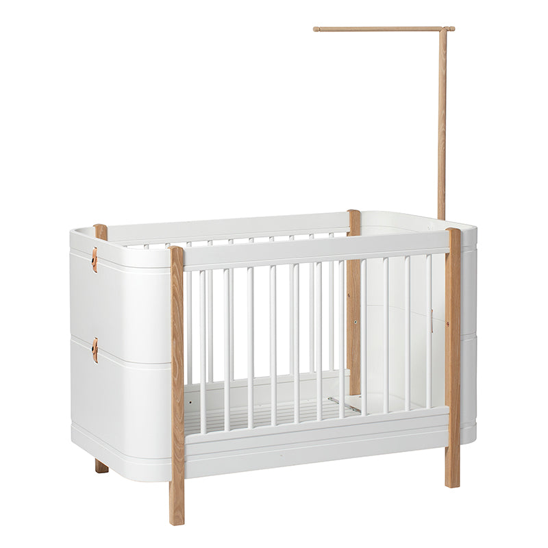 Oliver Furniture Wood Holder for Mini+ Basic Canopy or Mobile, Oak