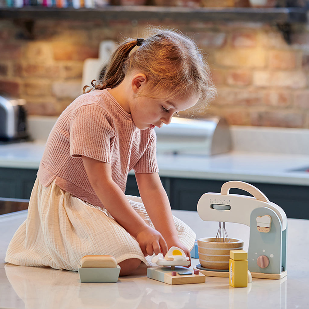 Tender Leaf Wooden Play Mixer Set