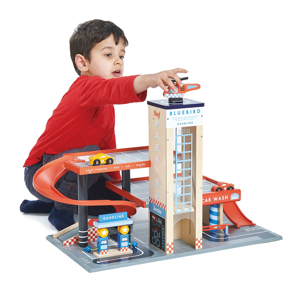 Tender Leaf, 5 Construction Vehicles – Parking Garage