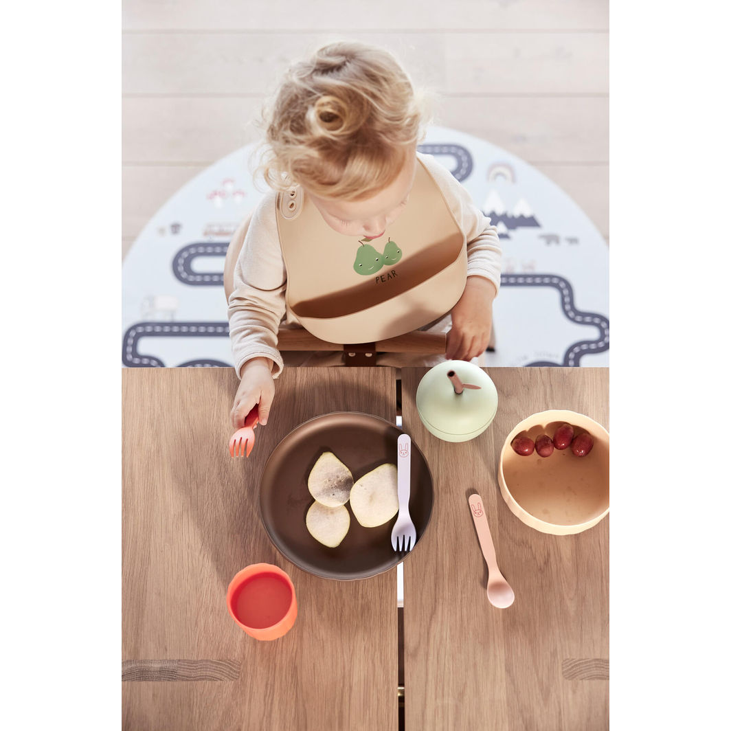 OYOY Yummy Silicone Bibs with Pocket, Set of 2 – Minty/Camel