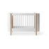 Oliver Furniture Wood Mini Plus tremmeseng hvid egetræ babyværelse