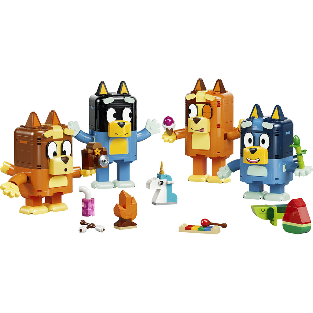 LEGO® Bluey Brick-Built Bluey Family