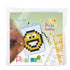 Pixel mosaic startset nøglering med glad emoji motiv