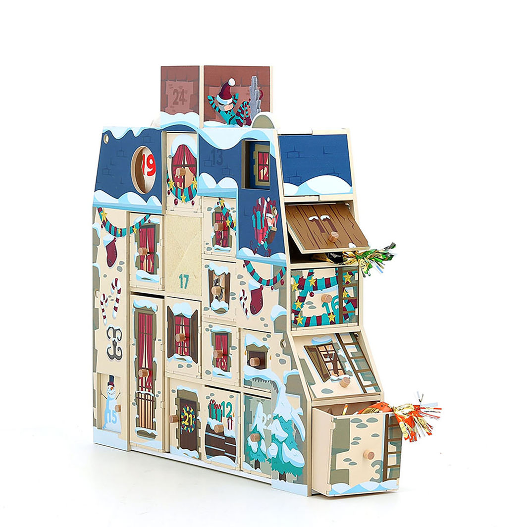 Vilac Adventskalender, Adventshus med 24 rum