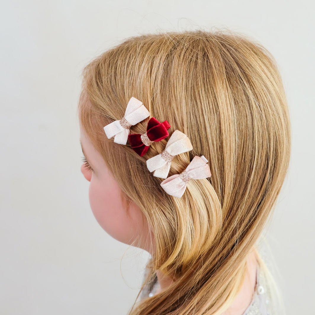 Mimi &amp; Lula 4 Hair Clips – Glitter Velvet Bow