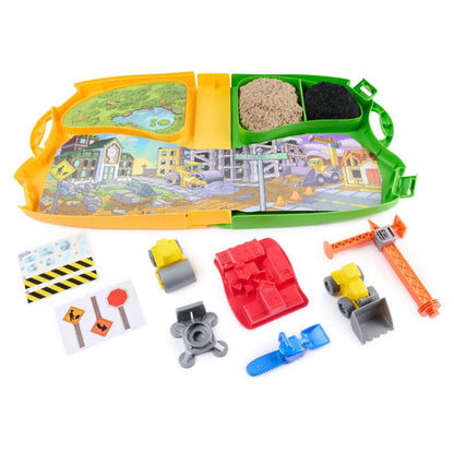 Kinetic Sand Construction Zone Case with Construction Vehicles