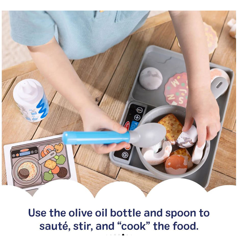 Melissa &amp; Doug Water Wow Play Food with Water-Activated Color Change, Cooktop with Pot