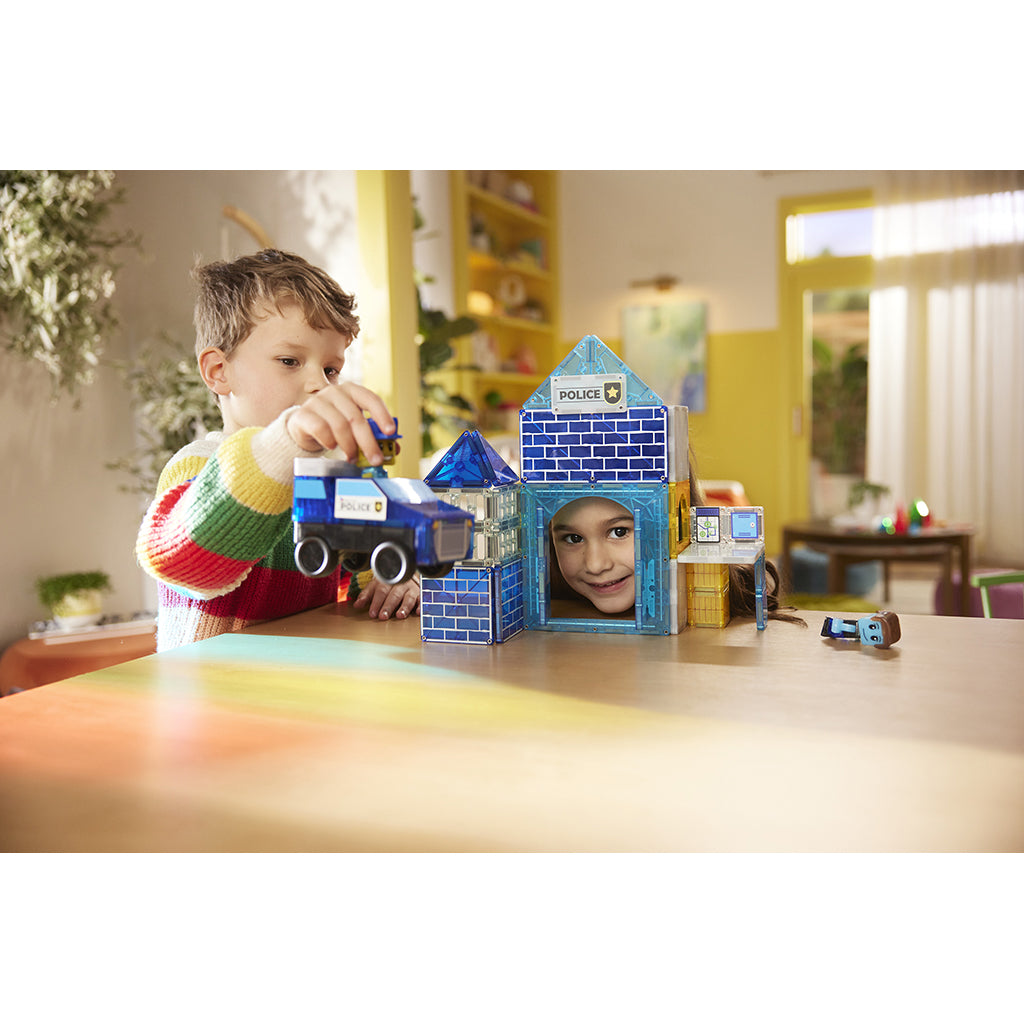 Magna-Tiles Magnetic Building Set, Police Station 36 Pieces