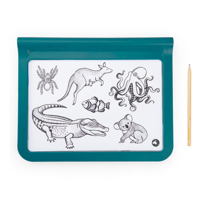 Moulin Roty Light-Up Drawing Board, Tout autour du monde