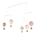 Uro med luftballoner i pink og beige farver
