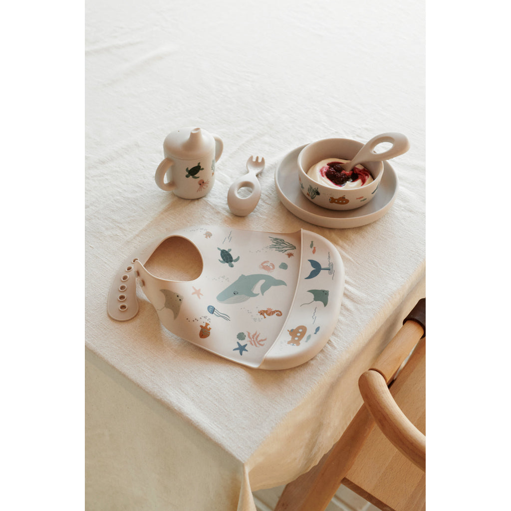 Liewood Ryle printet silikone babyservice, 5 dele - Sea creature/Sandy