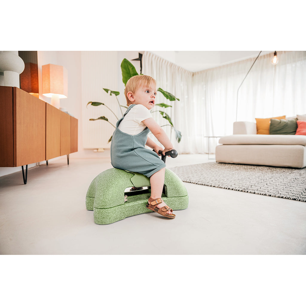 Scoot and Ride My first babywalker &amp; ride-on, 3in1 scooter - Olive