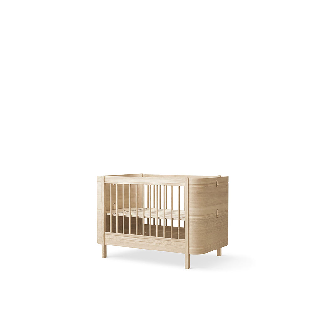 Oliver Furniture, Wood Mini+ Crib excl. Junior Kit - Oak