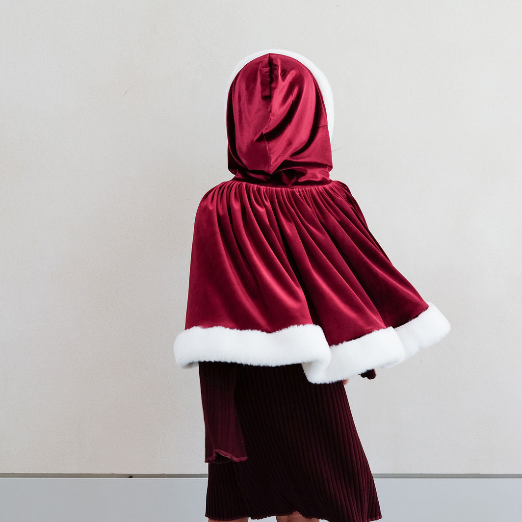 Mimi &amp; Lula Cape, Red Mrs. Claus