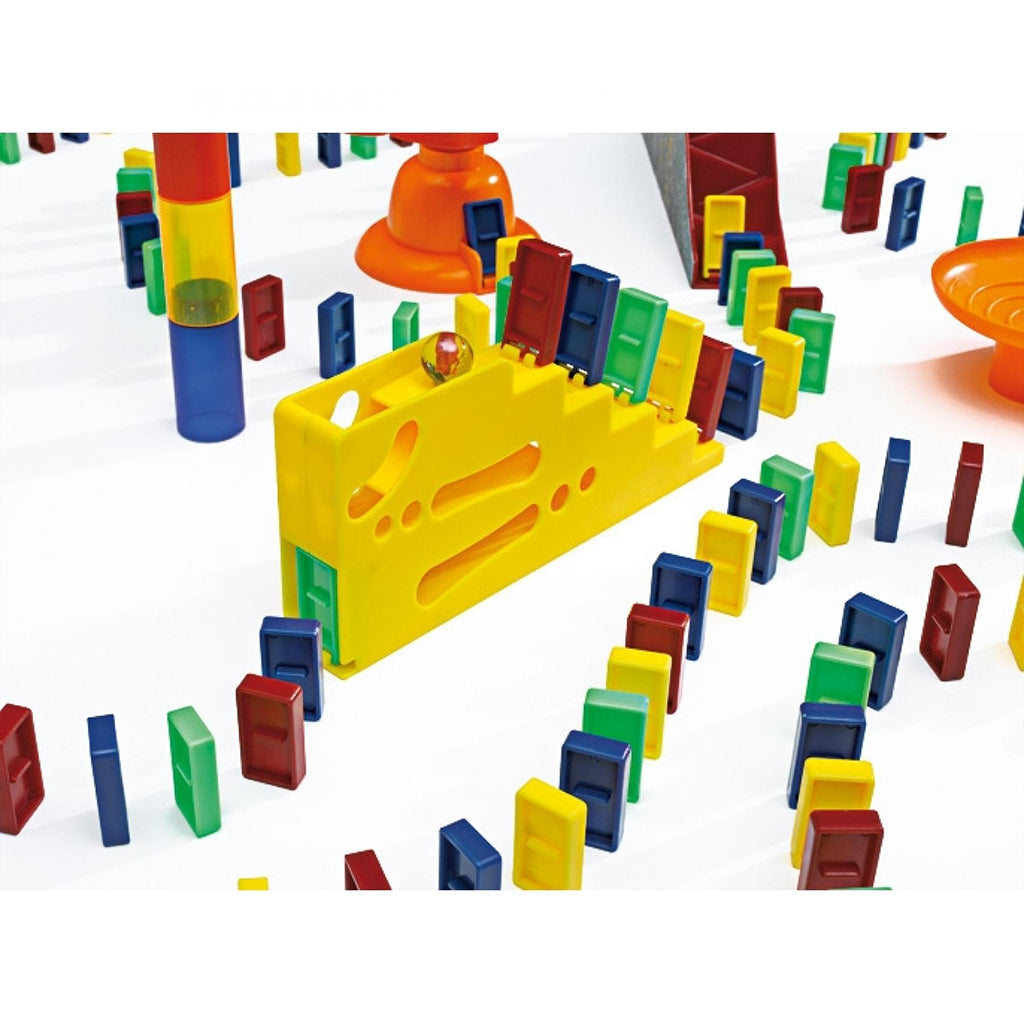 Domino Run Mega with 200 Pieces