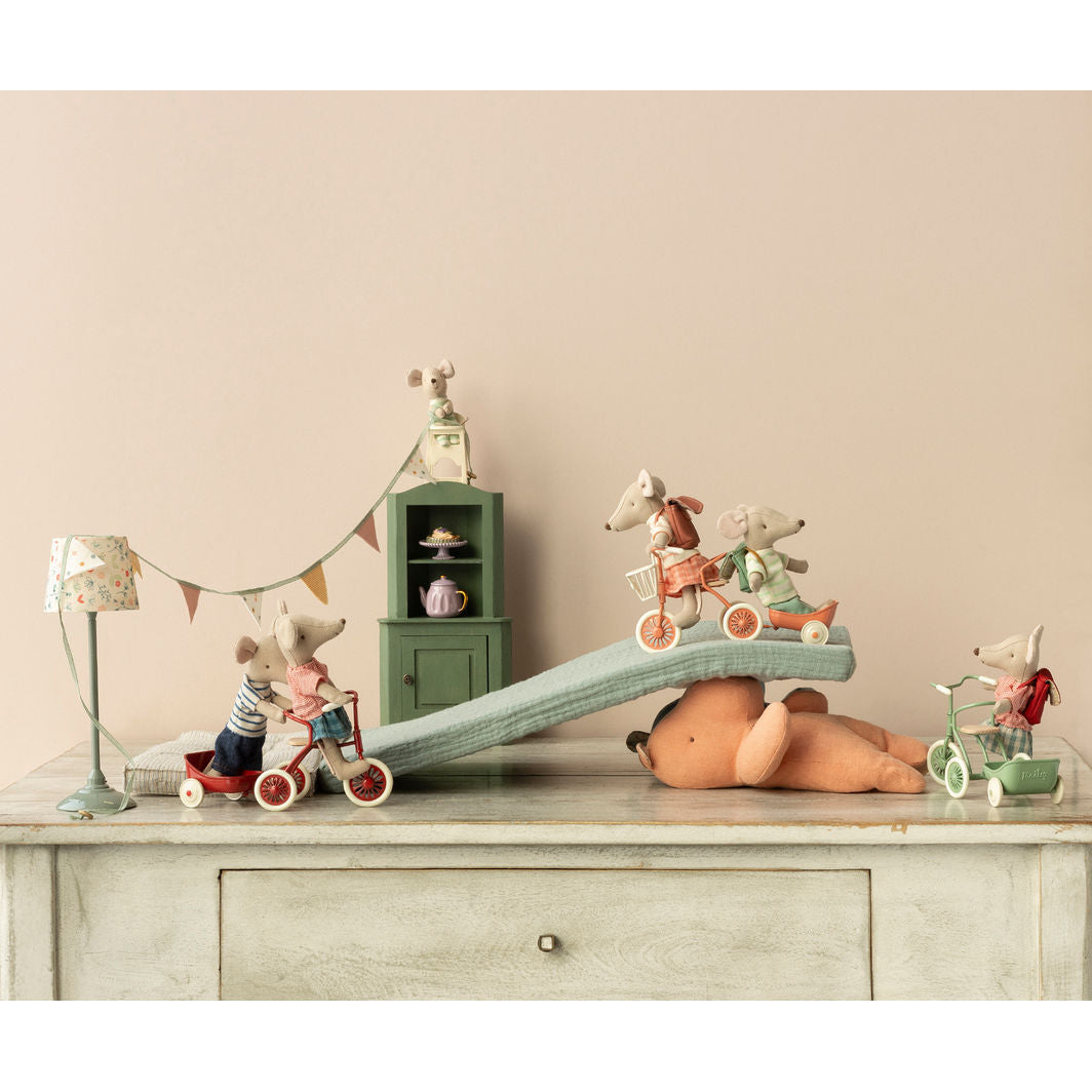 Maileg Bike Wagon for Mouse, Coral