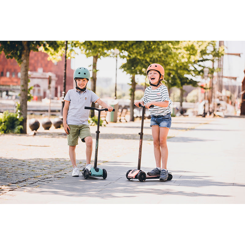 Scoot and Ride Highway Kick 5, Scooter - LED Steel