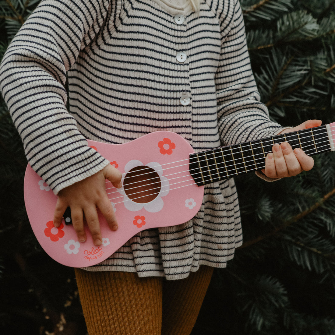 Vilac Wooden Guitar, Pink