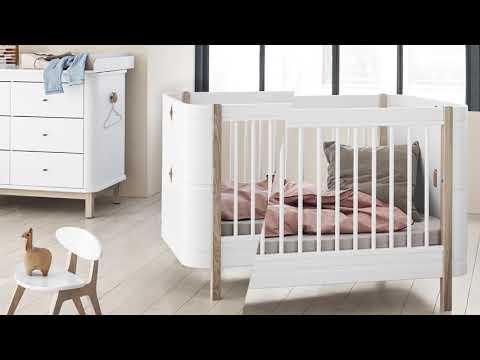 Oliver Furniture, Wood Mini+ Crib Including Junior Kit – White
